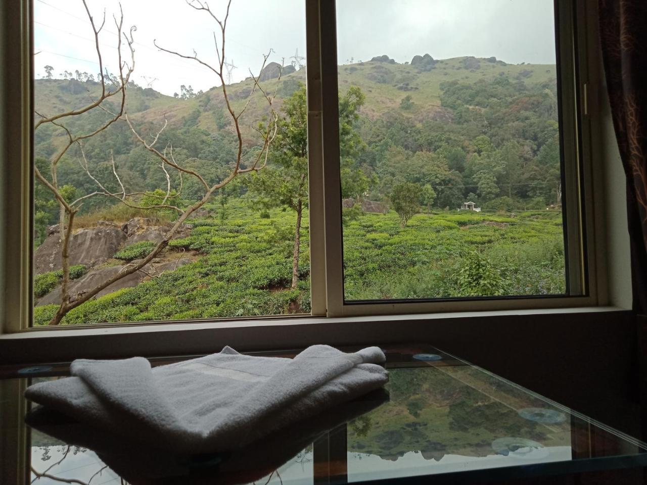 Tea Dale - All Rooms With Tea Estate View Munnar Eksteriør billede